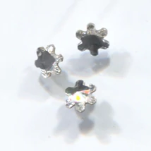 CN Swarovski Elements Díszítő elem SS5 (5 mm) - Virág 001AB